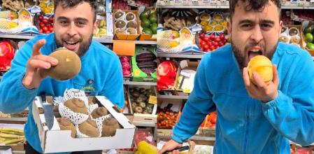 El zapote cuenta con un sabor notablemente dulce, aunque entraña el inconveniente de que su textura presenta hebras.