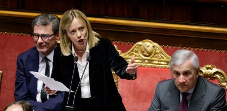 Giorgia Meloni en el Senado italiano, donde ayer habló de la guerra y de su relación con Donald Trump