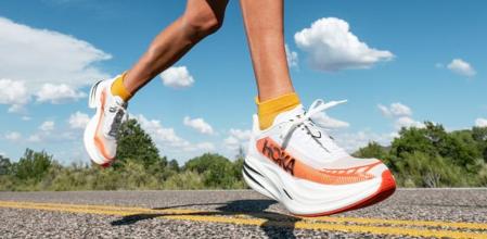 Aprovecha los descuentos del aniversario de AliExpress para hacerte con unas HOKA.