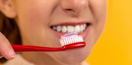 Toni Gómez, vicepresidente del Colegio de Odontólogos de Catalunya: “Las pastas blanqueadoras son un engaño”