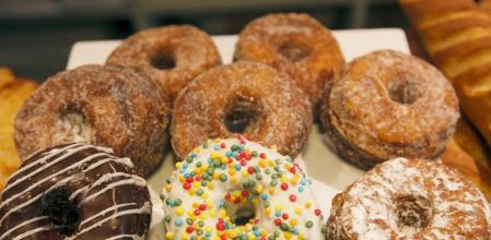FOTO:MANE ESPINOSA. CRONUT (HIBRIDO DE DONUT Y CROISSANT) EN LA CADENA DE PANADERIAS SANTA GLORIA