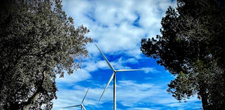 Aerogeneradores en el municipios de Forès, en la Conca de Barberà