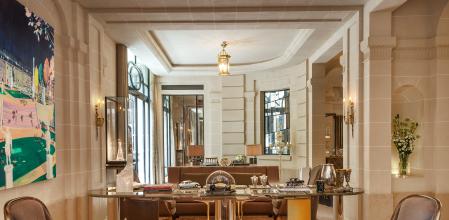 Conserjería del Hôtel de Crillon de París