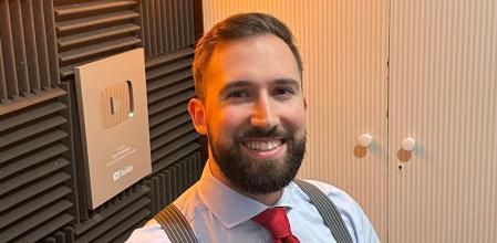 Jose Ignacio cuenta con una gran comunidad en redes sociales, donde habla sobre comunicación no verbal