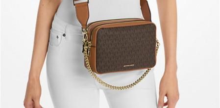 Michael Kors tiene la bandolera más cómoda y versátil muy rebajada en Amazon