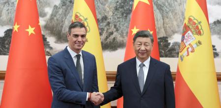 FILE PHOTO: Chinese President Xi Jinping and Spanish Prime Minister Pedro Sanchez shake hands before their meeting in Beijing, China September 9, 2024. China Daily via REUTERS  ATTENTION EDITORS - THIS IMAGE WAS PROVIDED BY A THIRD PARTY. CHINA OUT./File Photo