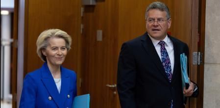 La UE congela el paquete de aranceles a EE.UU. para dar espacio a la negociación