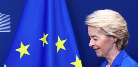 European Commission President Ursula von der Leyen receives Ukrainian Prime Minister Denys Shmyhal (not pictured), in Brussels, Belgium April 10, 2025. REUTERS/Yves Herman