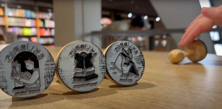 Qué es un exlibris personalizado y cómo conseguir el tuyo por menos de 10 euros