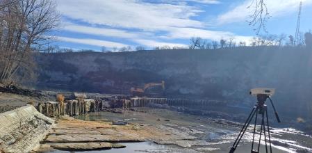 Trabajos para la eliminación de la derivación de aguas hacia el salto hidroeléctrico de Can Buxó, en el Ter (Manlleu) que obstruía el caudal