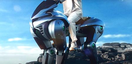 Este robot cuadrúpedo biplaza se maneja con el propio cuerpo del conductor.