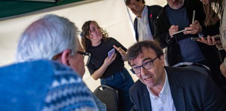 Javier Cercas no ha parado de firmar en este Sant Jordi&nbsp;