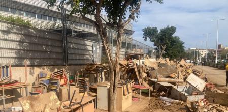 Imagen del mobiliario de un colegio afectado por la DANA en el municipio valenciano de Catarroja