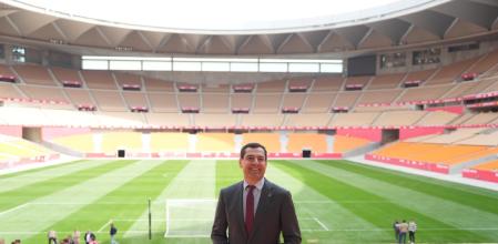 Moreno Bonilla en el Estadio de la Isla de la Cartuja (Sevilla)