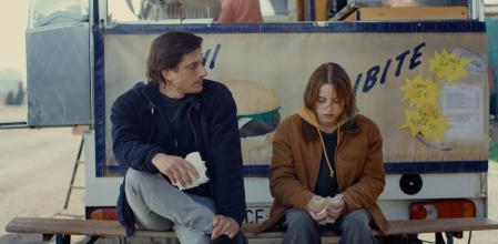 Luca Marinelli y Juli Grabenhenrich en la película