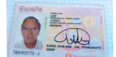 Luis tiene un DNI con validez permanente.&nbsp;