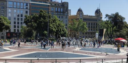 En la plaza Catalunya se instalarán durante el mes de noviembre 14 cámaras de videovigilancia&nbsp;