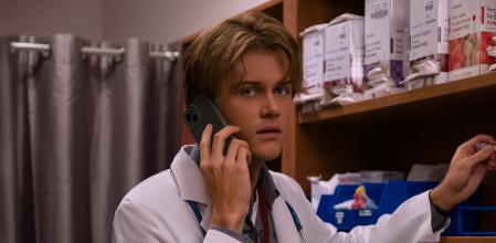 Belly (Lola Tung) and Laurel (Jackie Chung) in THE SUMMER I TURNED PRETTY Photo: Erika Doss © AMAZON CONTENT SERVICES LLC