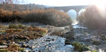 El río Ripoll a su paso por Sabadell.