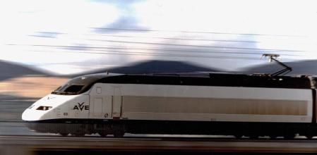 Un AVE en trayecto