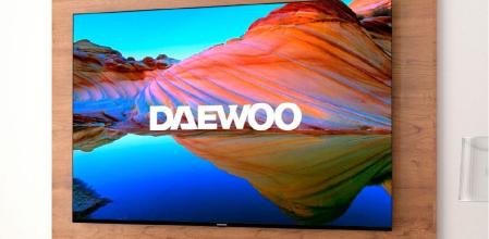 Una pantalla de 65 pulgadas luce especialmente bien en la pared