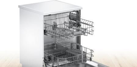 Carece de bandeja de cubiertos, pero es muy silencioso