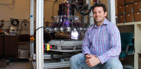 Aaron Parness, director de Amazon Robotics