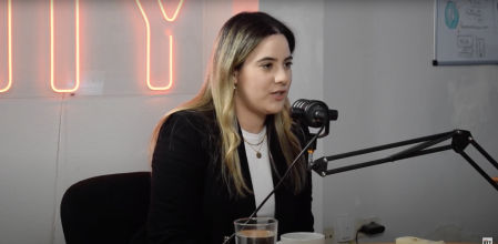 María Esclapez, psicóloga, sobre cómo evitar relaciones tóxicas: “Si actúas conforme al miedo, estoy segura de que te vas a equivocar”