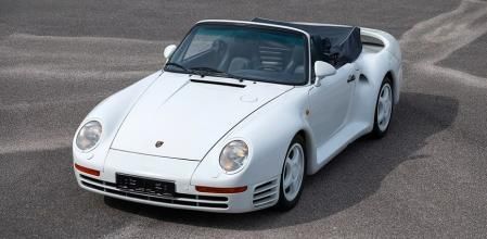 Este exclusivo modelo combina un Porsche 959 de los 80 con el acabado Speedster y se mantiene en excelentes condiciones.