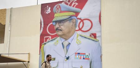 Imagel del general Haftar en la ciudad libia de Bengasi
