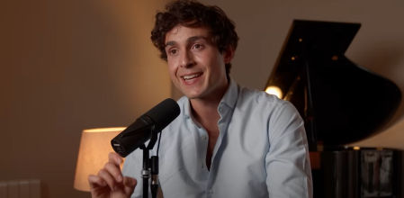 Jaime Higuera en uno de sus podcast