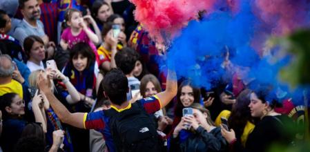 Equípate con los mejores accesorios del FC Barcelona para expresar tu pasión por los colores