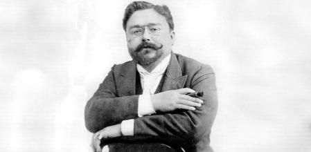 Isaac Albéniz (1860-1909), pianista y compositor, en una imagen publicada en ‘Les Musiciens Celebres’, Lucien Mazenod, París, 1948