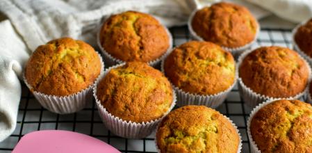 Banana bread muffins