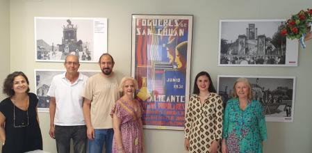 Alicante rememora los orígenes de las Hogueras con una exposición que viaja desde 1928 hasta 1936