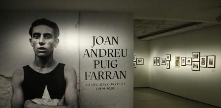 Entrada a la exposición 'Joan Andreu Puig Farran: la década convulsa' en el centro KBr