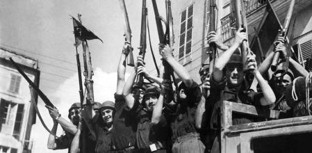 Miembros de la Falange en León, 1936.