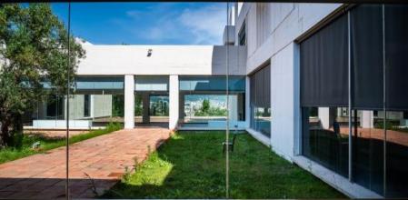 El patio central de la Fundació Miró