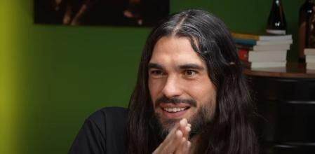 Óliver Laxe en el podcast 'Lo que tú digas' de Álex Fidalgo