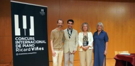 La concejal de Cultura, Pilar Bosch; el director artístico y director de orquestra, Néstor Bayona; la directora del Auditori, Puri Terrado y el presidente del jurado, Juan Floristán.