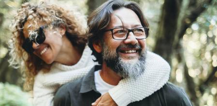 La gran cantidad de información sobre antienvejecimiento, suplementos, terapias genéticas y biohacking ha difundido la idea de que envejecer es un problema que puede —y debería— resolverse.