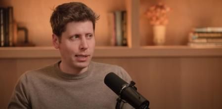 Sam Altman reconoce que utiliza ChatGPT para cuidar a su bebé.