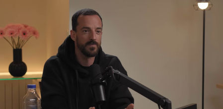 Nacho Muñoz, terapeuta y divulgador de conciencia emocional, habla de cómo dejar de vivir en piloto automático y empezar a vivir desde tu esencia más auténtica.