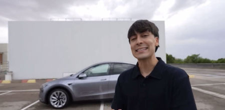 Nil Ojeda enseña su nuevo Tesla Model Y