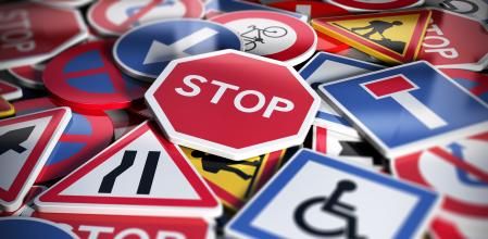 Las señales de tráfico experimentarán el mayor cambio en dos décadas y prometen ser más sencillas de interpretar.