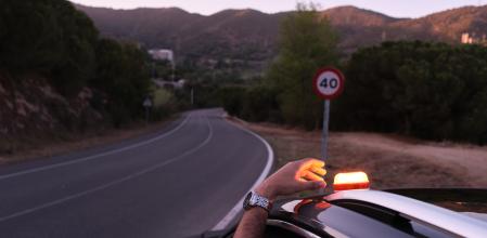 La luz V16 de emergencias se podrá divisar a distancias de hasta un kilómetro.