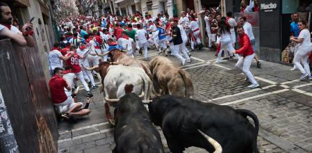 Imagen del sexto encierro de los Sanfermines de 2024, protagonizado por la ganadería Jandilla
