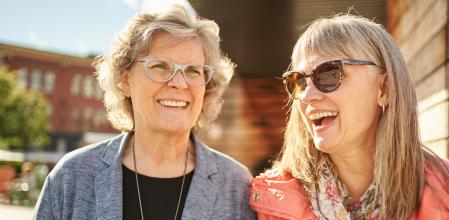 La amistad puede ser un salvavidas siempre, pero en la edad avanzada cobra especial relevancia para evitar la soledad.&nbsp;