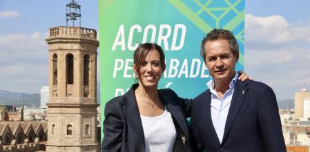 La alcaldesa de Sabadel con el potavoz de Junts, Lluís Matas.