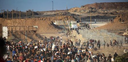 Centro de distribución de ayuda de GHF cerca de Nuseirat, en el sur de Gaza